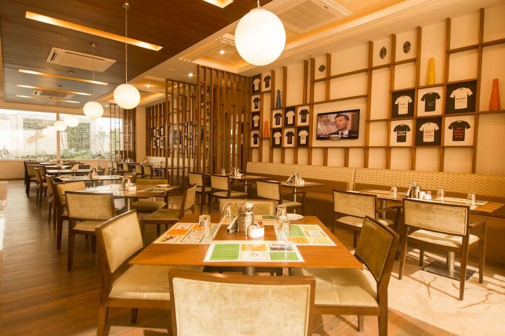 Lemon Tree Hotel, Sector 60, Gurugram Gurgaon Exterior foto