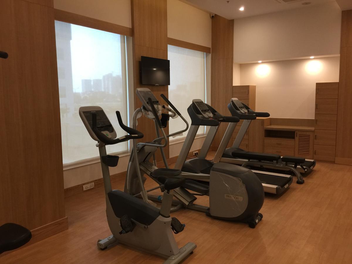 Lemon Tree Hotel, Sector 60, Gurugram Gurgaon Exterior foto