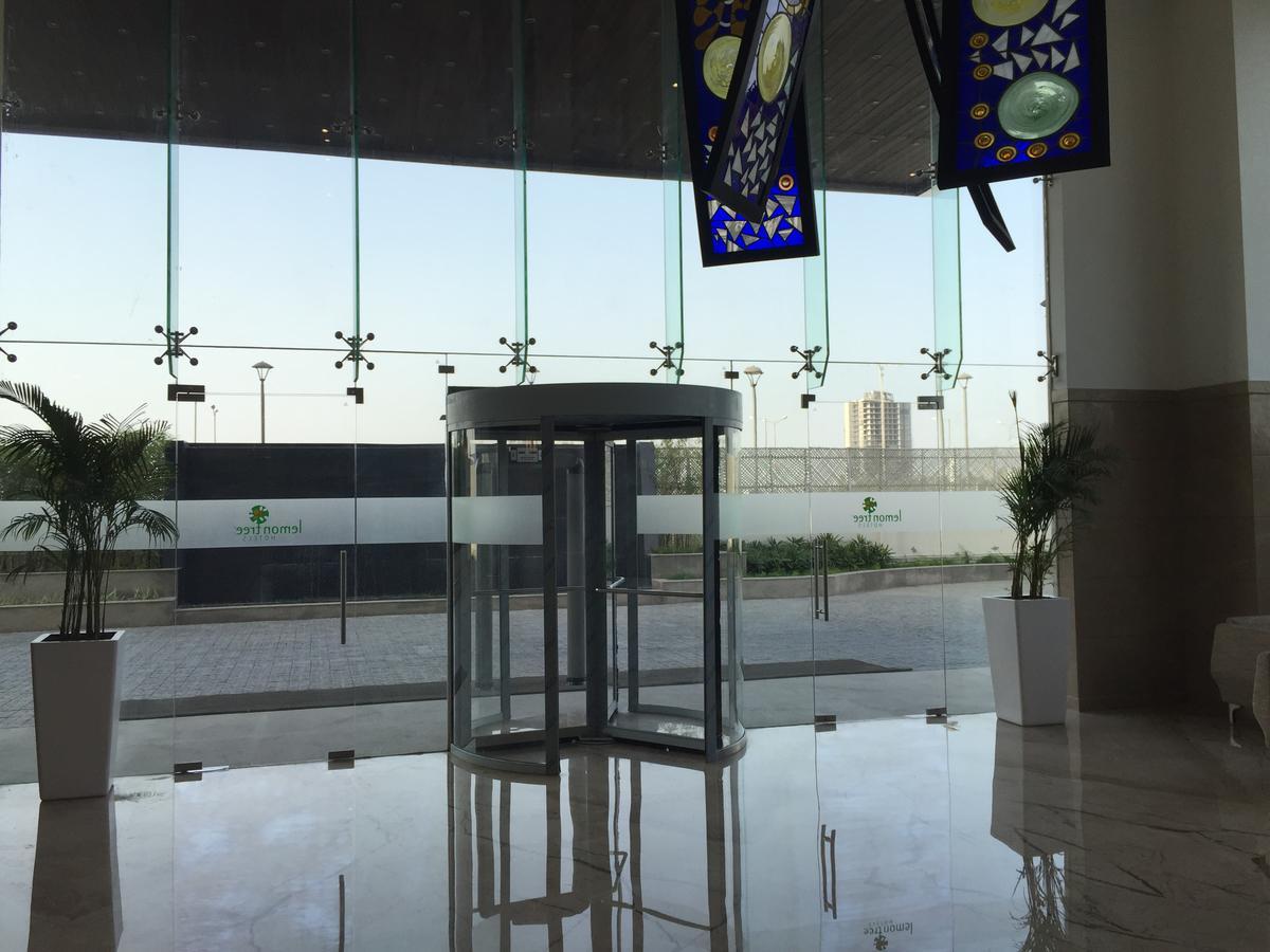 Lemon Tree Hotel, Sector 60, Gurugram Gurgaon Exterior foto